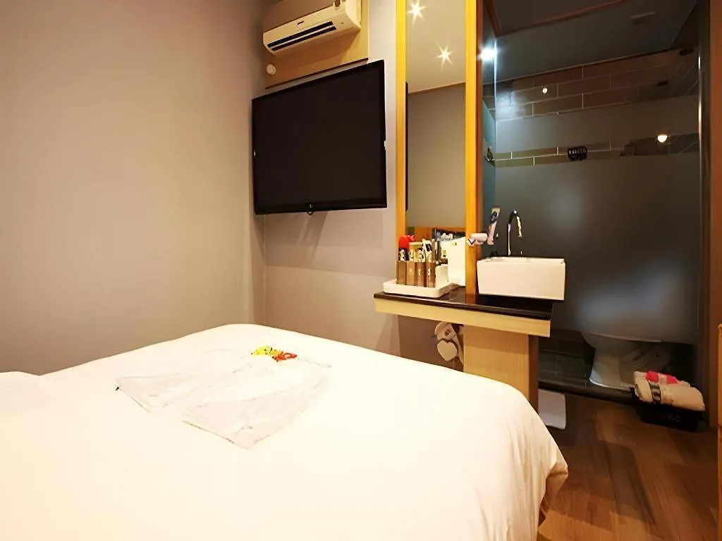 Motel Bus Hotel Incheon