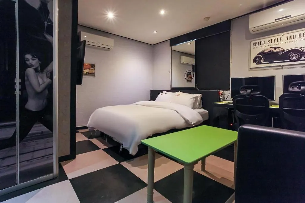 ** Motel Bus Hotel Incheon South Korea