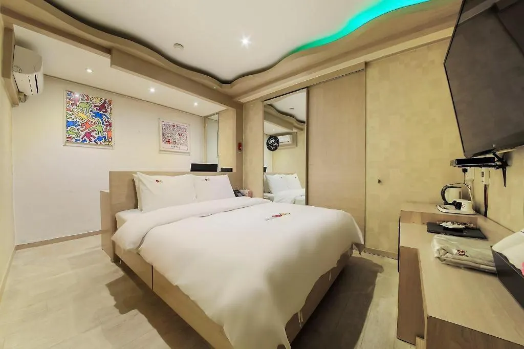 Bus Hotel Incheon