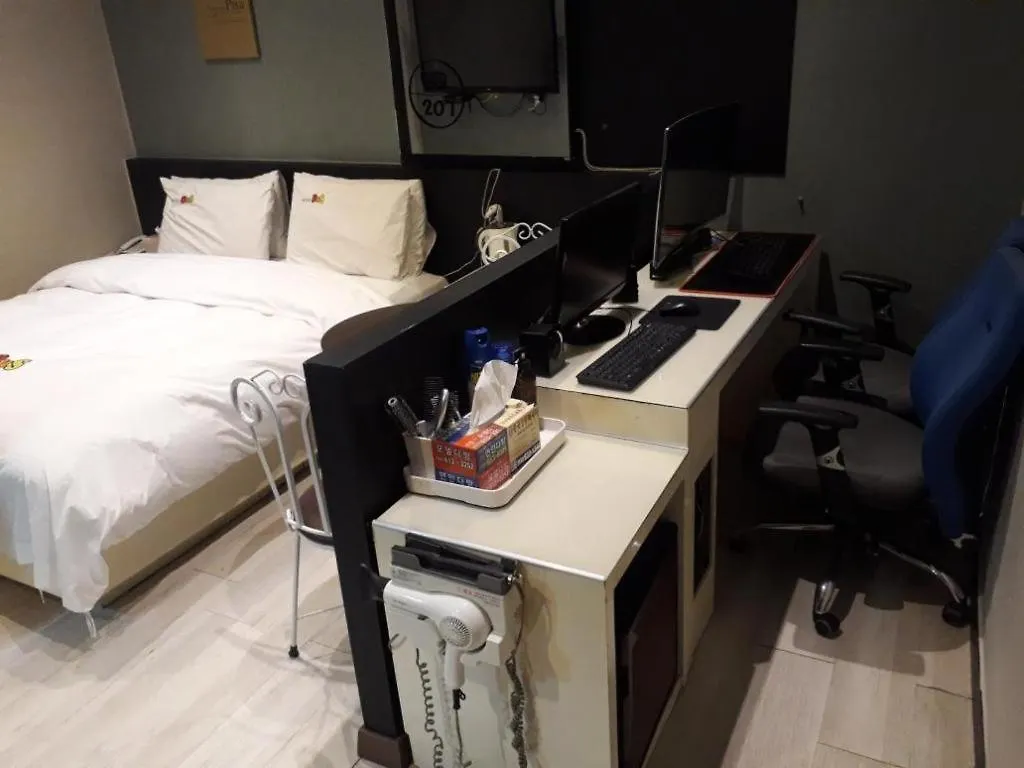 Incheon Bus Hotel