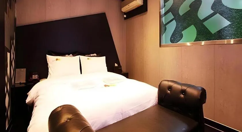 אינצ'ון Bus Hotel