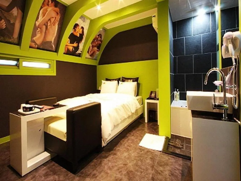 ** מוטל אינצ'ון Bus Hotel קוריאה הדרומית
